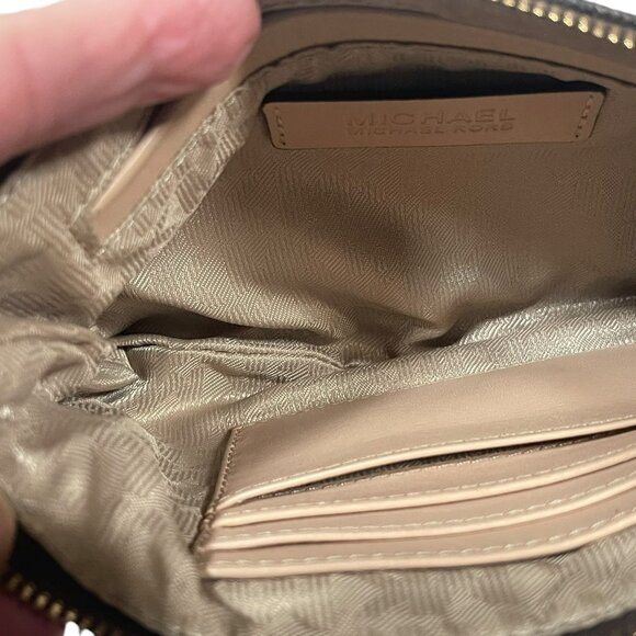 Michael Kors MK Logo Brown Large Wristlet - Picture 11 of 11